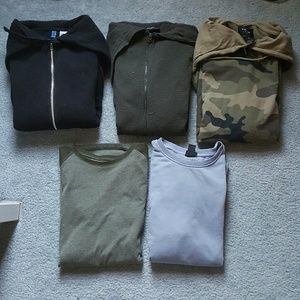 Bundle of 5 mens hoodies, sweatshirt, and tee